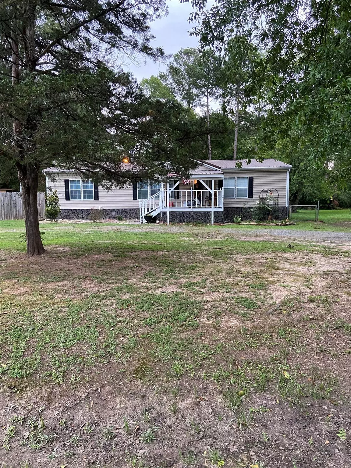 Greenwood, LA 71033,7143 Golden Meadows Road