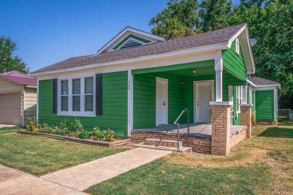 408 W CASS, Gilmer, TX 75644