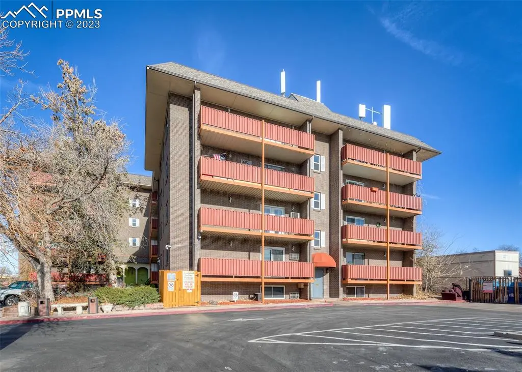 Denver, CO 80211,3047 W 47th AVE #105