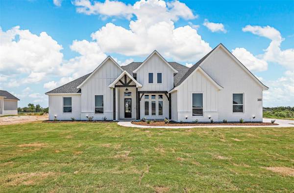 443 Red Bird Drive, Springtown, TX 76082