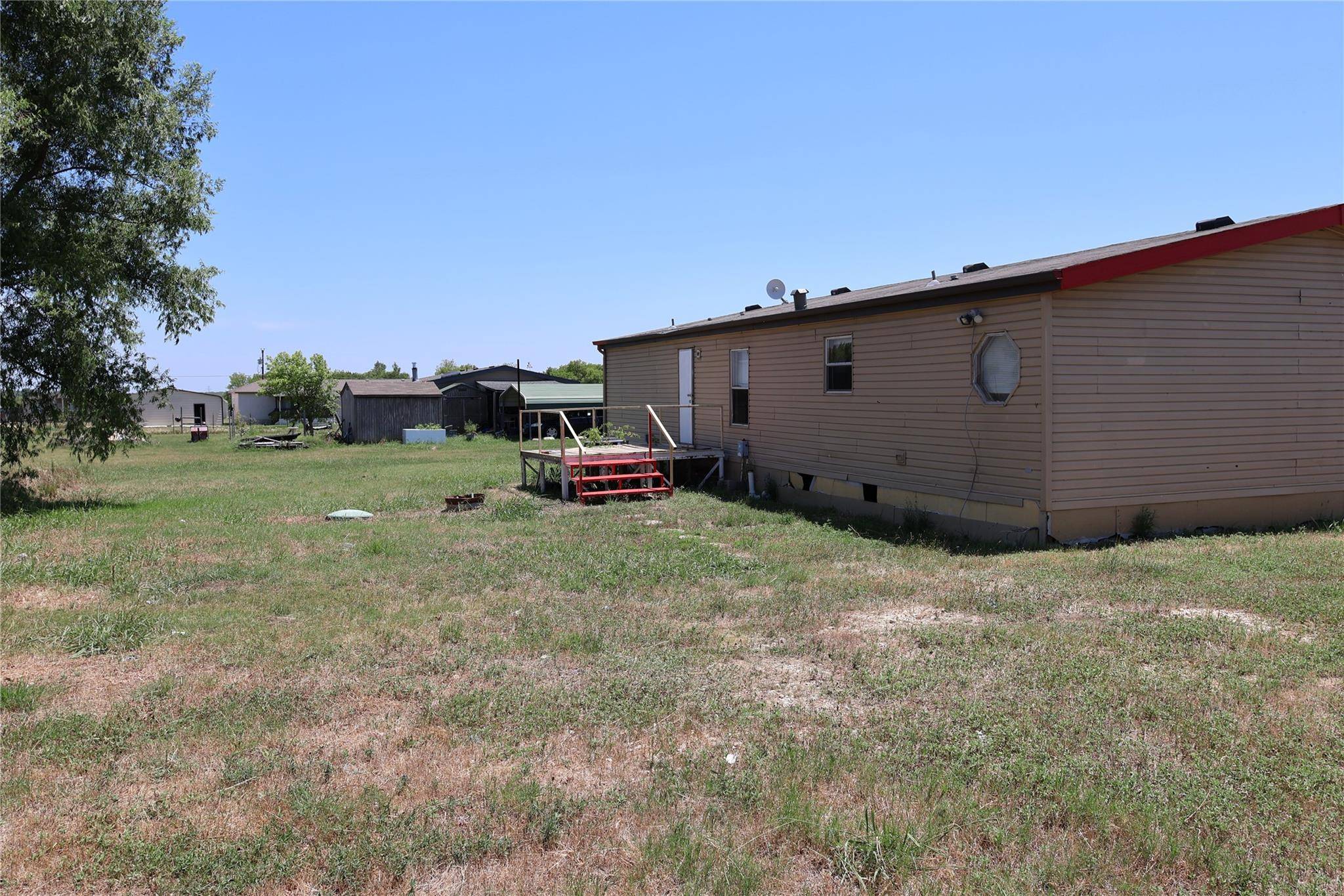 Venus, TX 76084,2205 Falcon Court