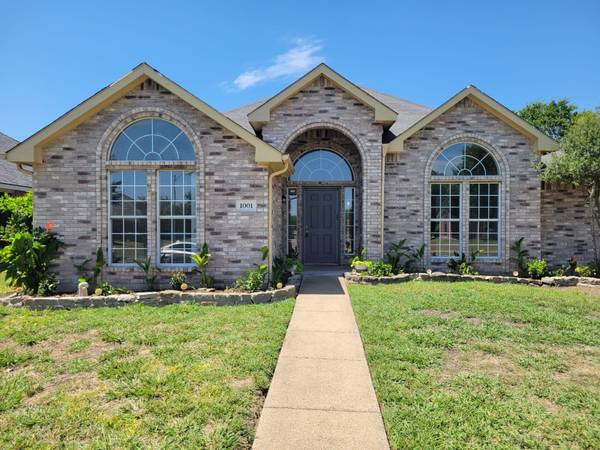 1001 Shadybrook Lane, Seagoville, TX 75159