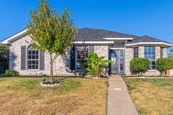 238 Birchwood Lane, Cedar Hill, TX 75104