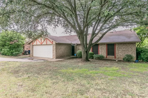 Fort Worth, TX 76133,2858 Southpark Lane