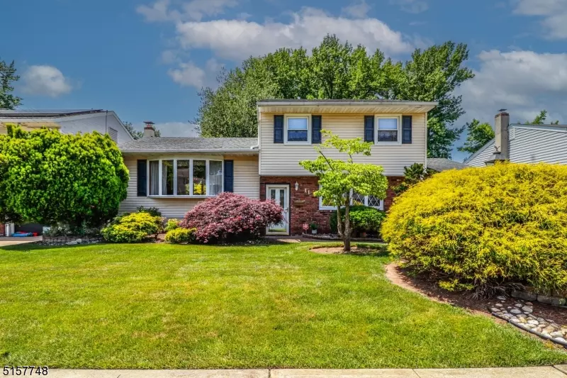 11 New Dover Ave, Woodbridge Twp., NJ 07067