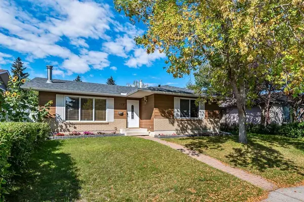 Calgary, AB T2X 1B9,112 Midcrest CRES SE