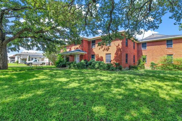 1451 Conner Drive,  Dallas,  TX 75217