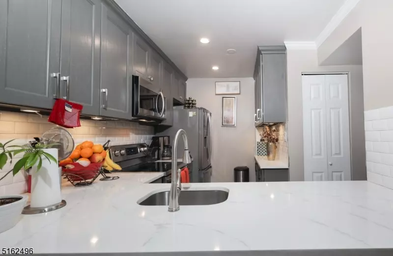 753 Summer Ave 3D #3D, Newark City, NJ 07104