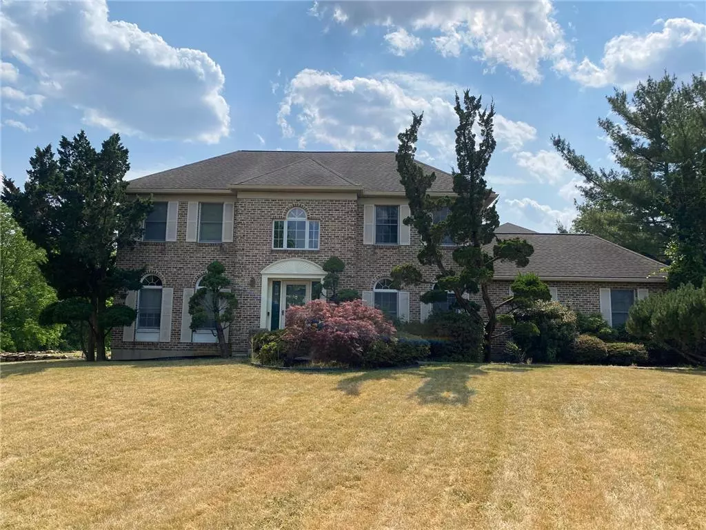 Salisbury Twp, PA 18103,1765 Victoria Circle