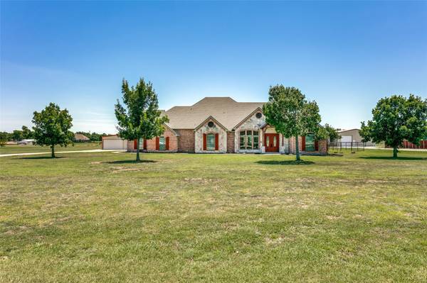 6270 Deer Run Road, Sanger, TX 76266