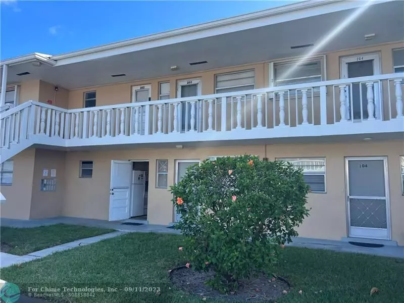 2213 NE 1st Ct  #103, Boynton Beach, FL 33435