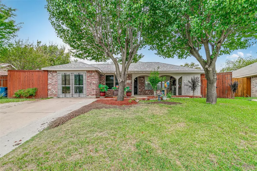 3545 Almazan Drive, Dallas, TX 75220