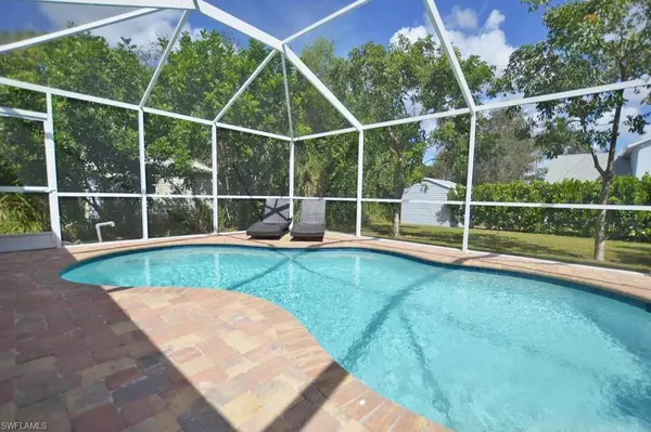 4222 Springs LN, Bonita Springs, FL 34134