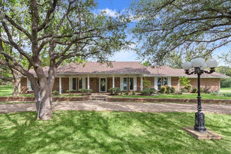 106 Private Road 4261, Clifton, TX 76634