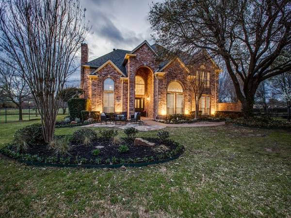 100 Stonewood Court, Southlake, TX 76092