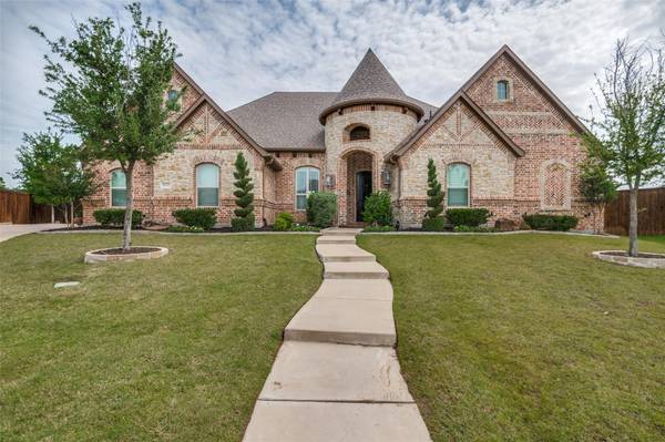 9137 Glendara Drive, North Richland Hills, TX 76182