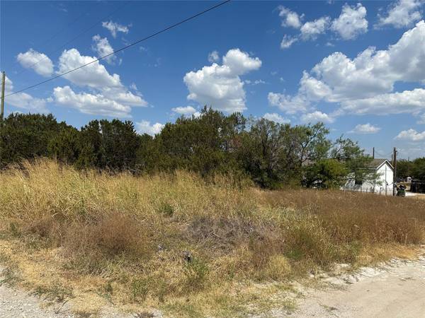 2619 Coyote Trail, Granbury, TX 76048