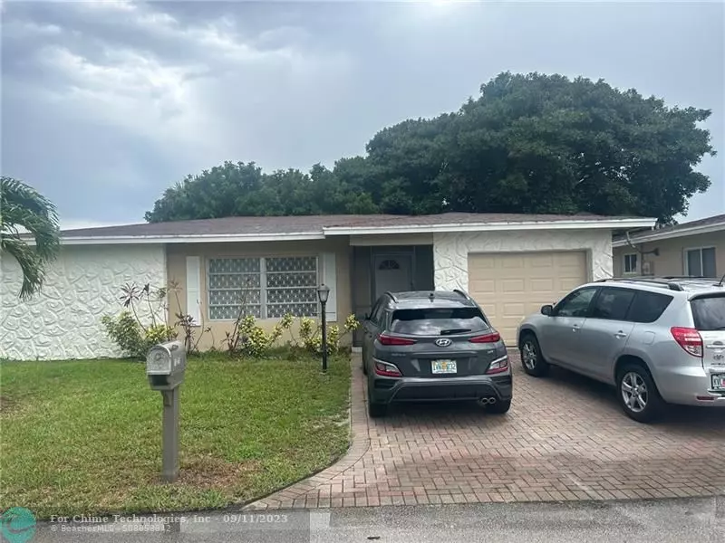 1020 NW 48th Pl, Deerfield Beach, FL 33064