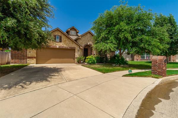 804 Forest Heights Drive, Fort Worth, TX 76036