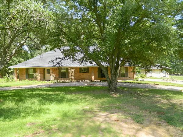 7503 Waterwood Drive, Greenwood, LA 71033