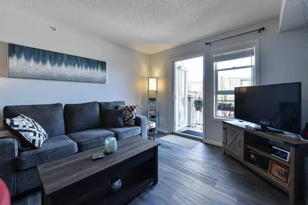 Calgary, AB T3H 5J1,550 Prominence Rise SW #231