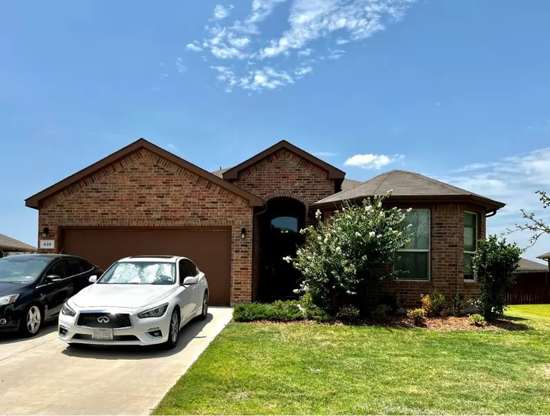 439 Regatta Lane, Azle, TX 76020