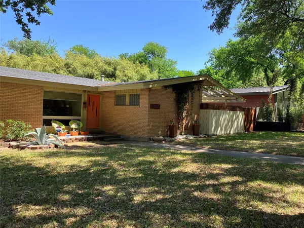 Dallas, TX 75238,11007 Glen Echo Court