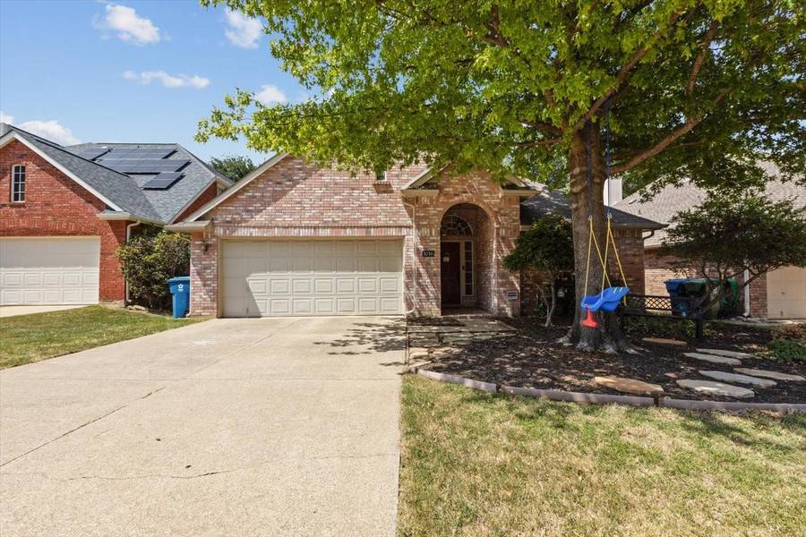 1016 Sweet Grass Trail, Flower Mound, TX 75028