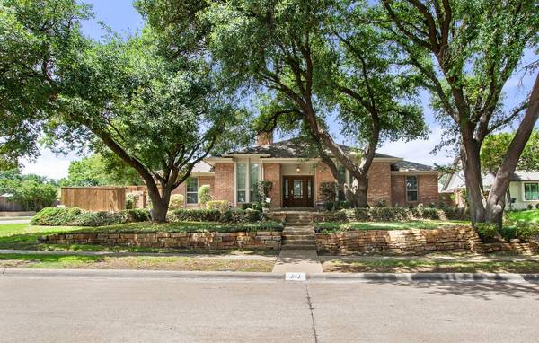 242 Meadowlark Drive, Richardson, TX 75080