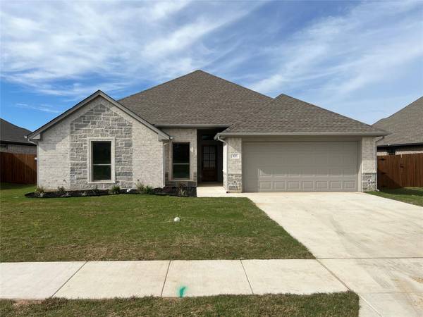 937 Avagail Avenue, Springtown, TX 76082