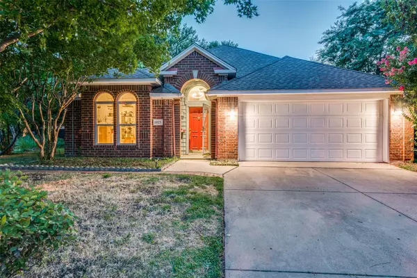 1825 Prince John Drive, Grand Prairie, TX 75050