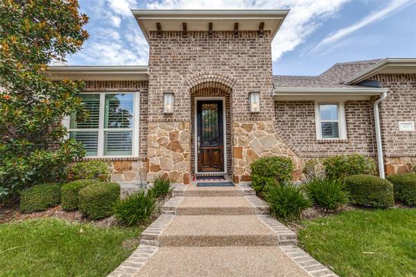 405 Sir Torin Lane, Lewisville, TX 75056