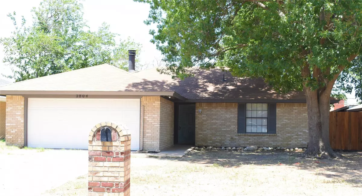 Fort Worth, TX 76133,2804 S Meadow Drive