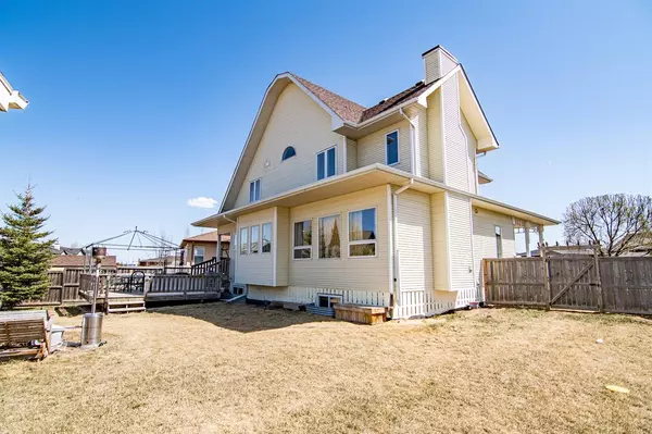 Sylvan Lake, AB T4S 2P2,6 Holbrook PL