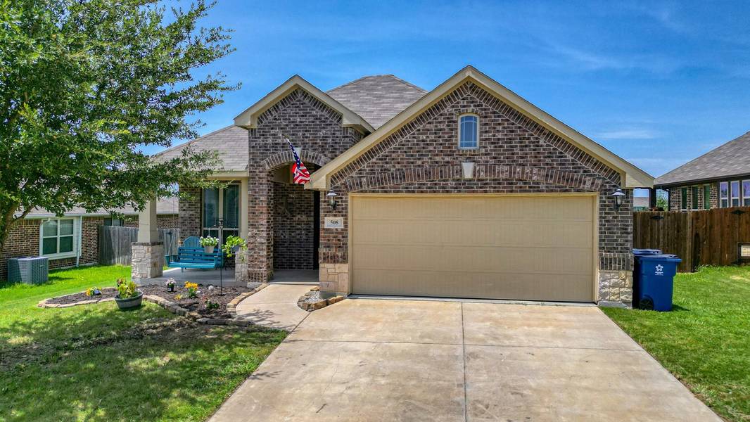 508 Boulder Creek Drive, Alvarado, TX 76009