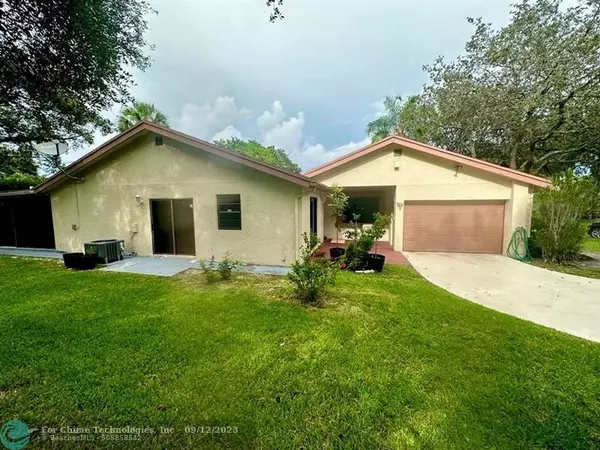 Coconut Creek, FL 33066,4393 Acacia Cir