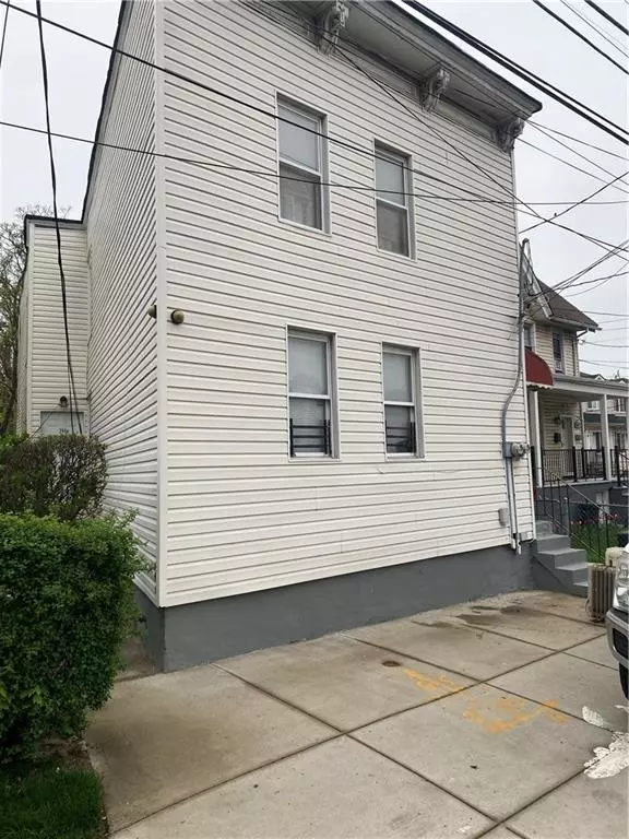 284 Jewett AVE, Staten  Island, NY 10302