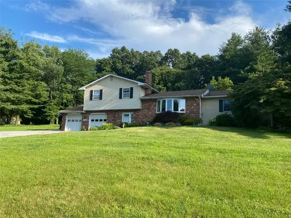 New Tripoli, PA 18066,7684 Hilltop Court