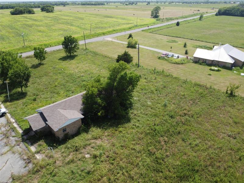 122 Fm 1566 W, Wolfe City, TX 75496