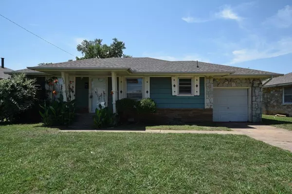 228 E Key Boulevard, Midwest City, OK 73110