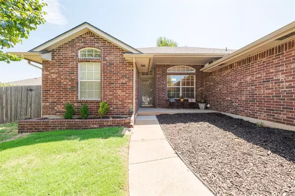 Oklahoma City, OK 73120,12532 Tealwood Drive