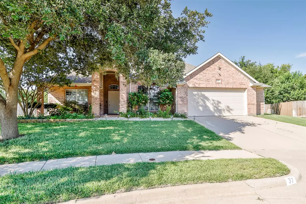 Edgecliff Village, TX 76134,37 Lucas Lane