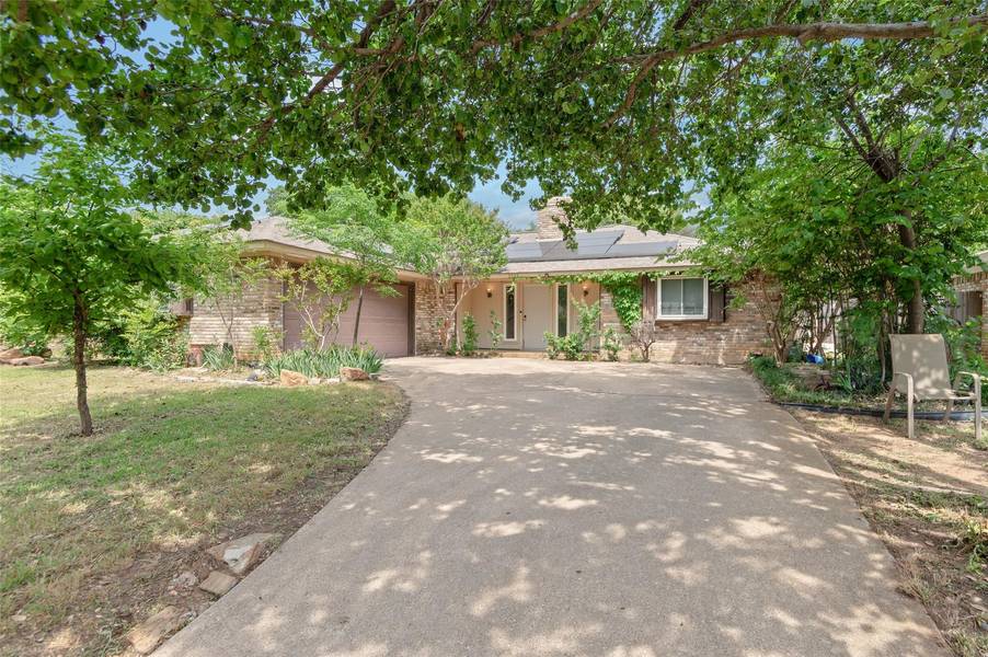 3505 Elgenwood Trail, Arlington, TX 76015