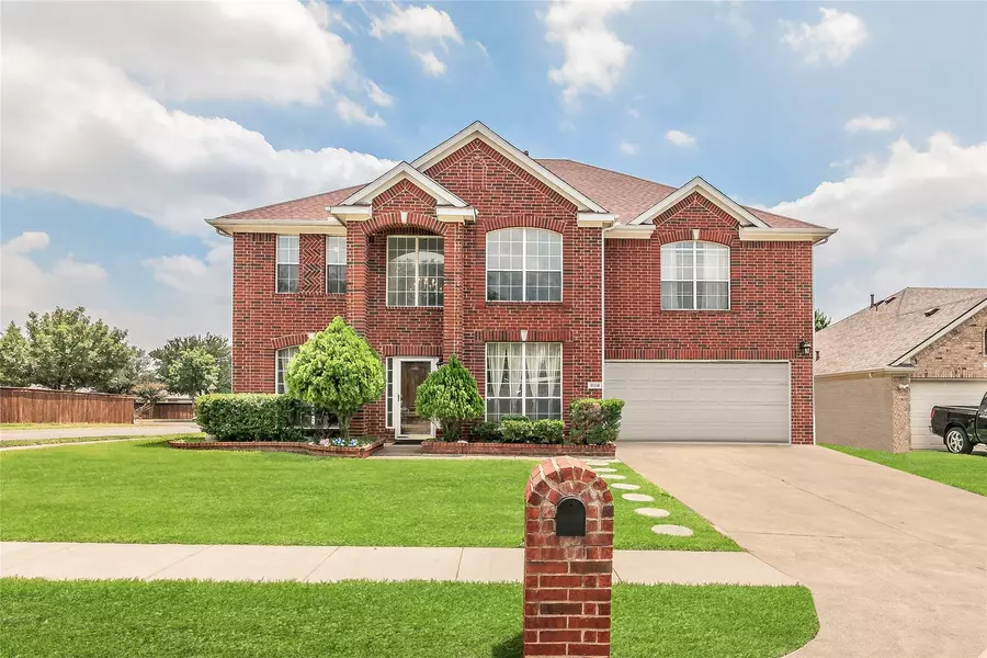 808 Circle View Lane, Denton, TX 76210