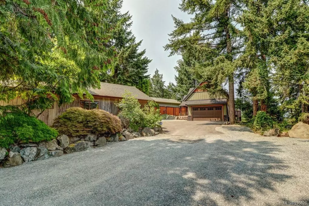 Lantzville, BC V0R 2H0,7056 Arbutus Cres