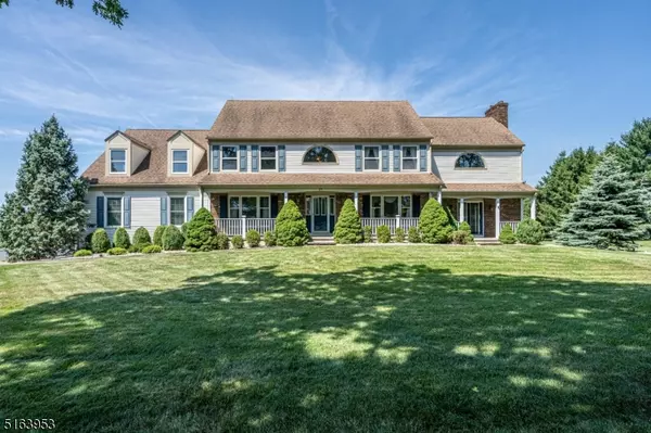 21 Bluebird Ct, Raritan Twp., NJ 08822