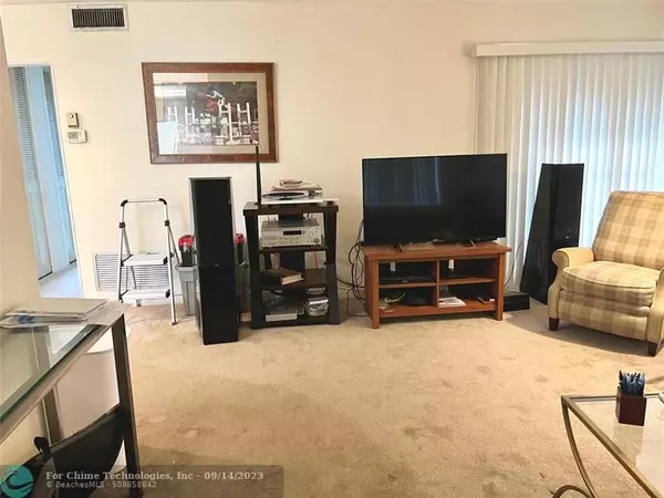 Pompano Beach, FL 33062,1481 S Ocean Blvd  #238D