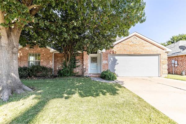 8206 Sundeck Street, Frisco, TX 75035