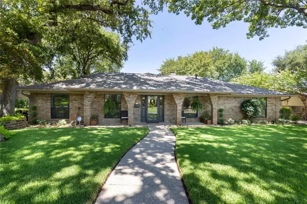 4207 Trowbridge Drive, Arlington, TX 76013