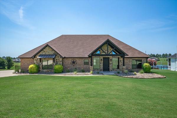 16781 Stallion Shores Court, Lindale, TX 75771